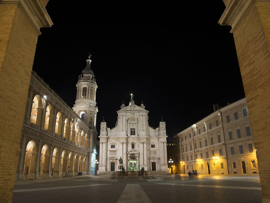 Pensione Piemonte 洛雷托 外观 照片